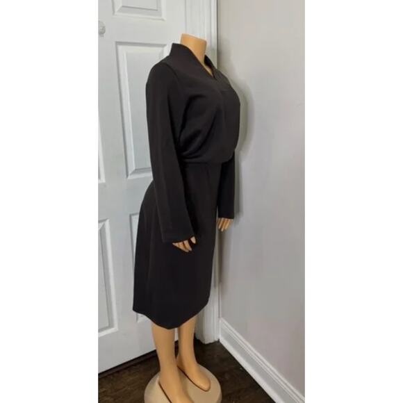 OGL Elevated V-Neck Midi Dress L Gray Long Sleeve Cinched Softtrine NWT - Picture 4 of 10